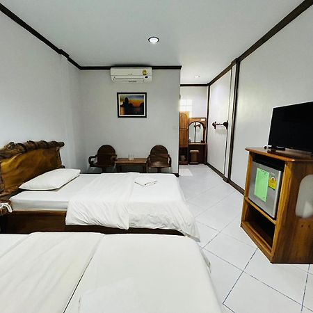 Magmai Hotel And Resort Tak Esterno foto