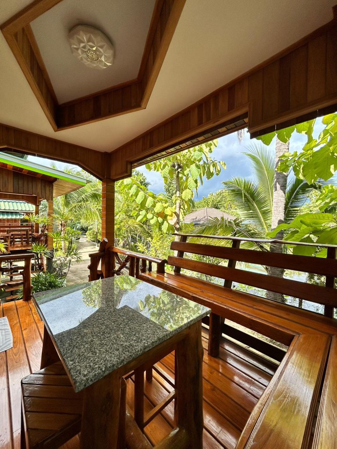 Magmai Hotel And Resort Tak Esterno foto